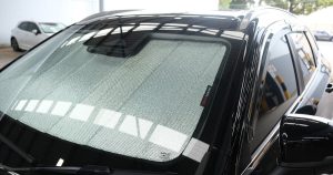 Read more about the article Cracked Windscreen? Here’s What to Do Immediately